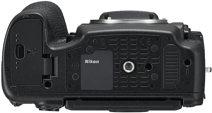 Nikon D850 camera bottom