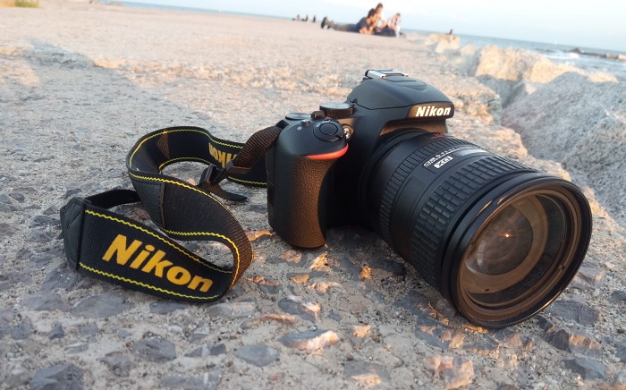 Nikon D3500 on a concrete pier in Barcelona