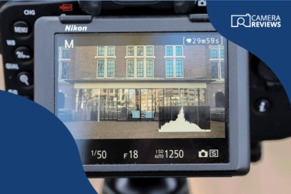 featured image for an article on how to use a histogram showing a camera histogram